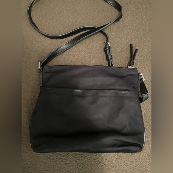 Calvin Klein Black Nylon Crossbody Bag Lightweight Adjustable Strap - Picture 4 of 9